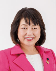 早川　育子