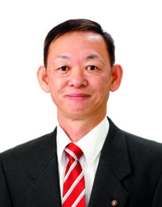 山本　信行