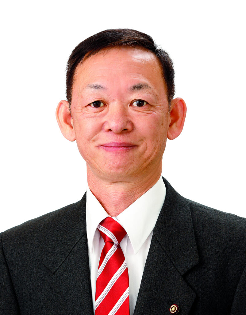 山本　信行