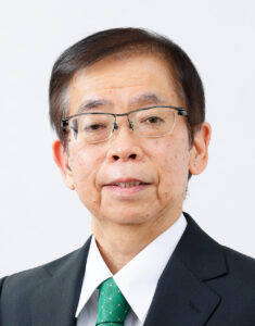 川合　利也